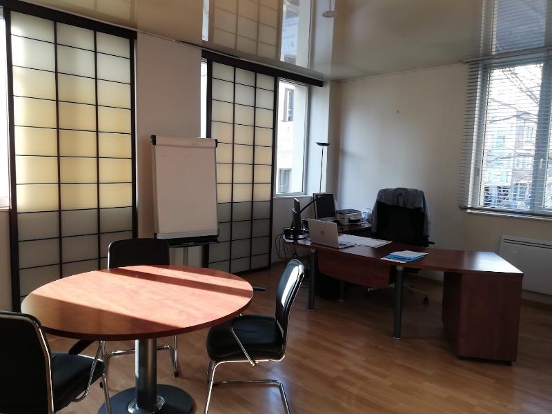 BUREAUX à Louer