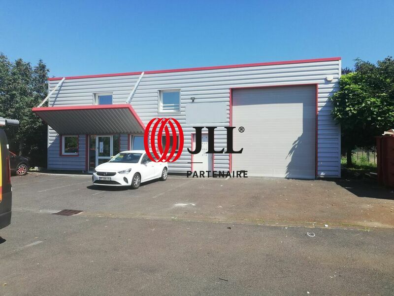 LOCAL COMMERCIAL à Louer