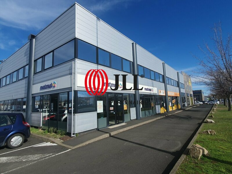 LOCAL COMMERCIAL à Louer